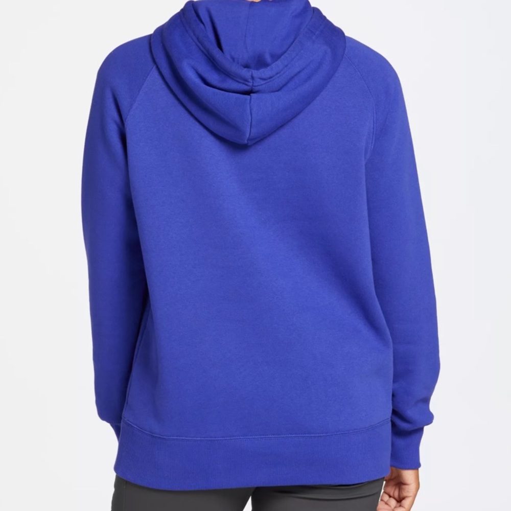 NWT women’s north face hoodie - Picture 3 of 4